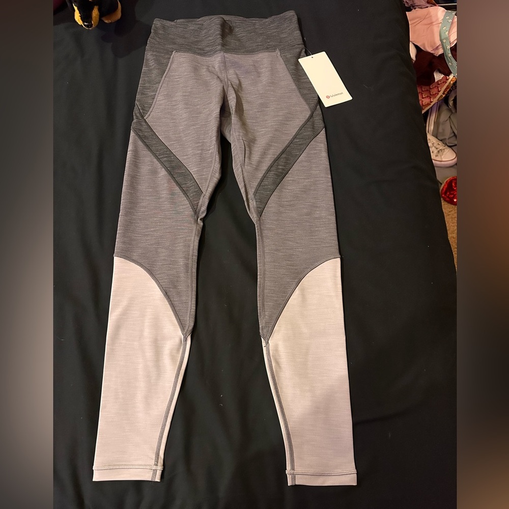 Lululemon early extension tight